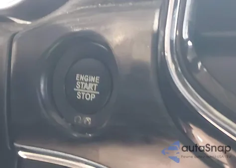 2021 Jeep Grand Cherokee Limited 4X4 z USA, uszkodzony, nr VIN 1C4RJFBG4MC532471